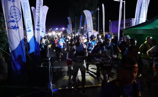 Największe wyzwanie Festiwalu Biegowego! Bieg na 100 km wystartował w środku nocy - 52